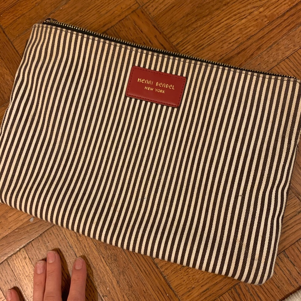 Large gently used Henri Bendel Makeup bag